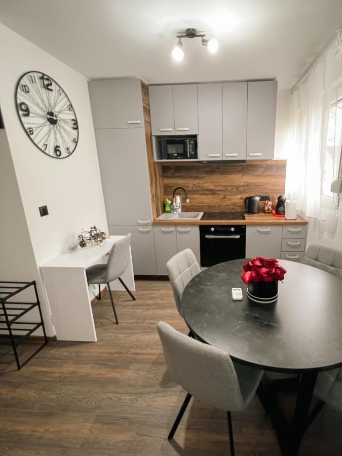 Vinkovci 1 Appartement Buitenkant foto